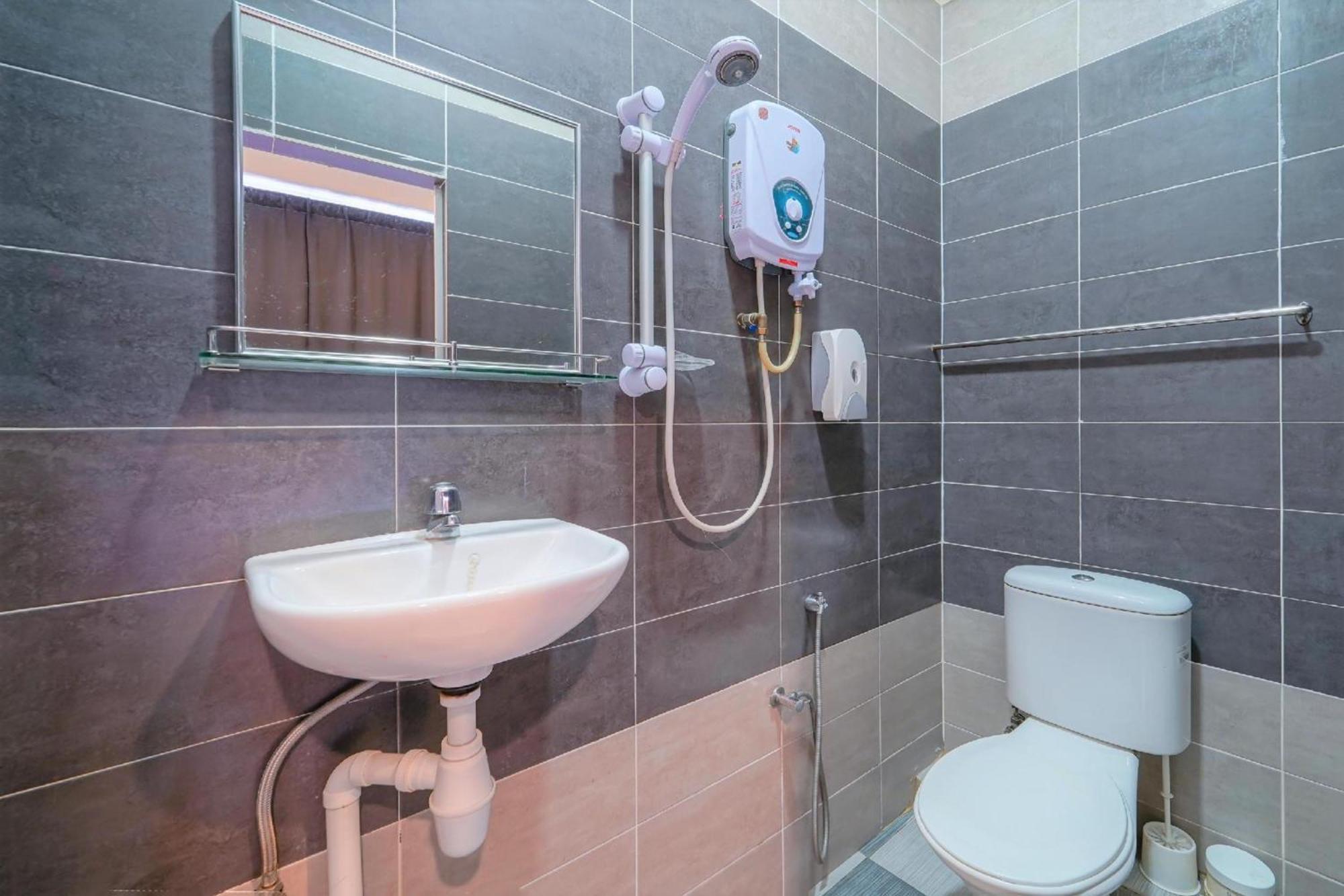 Super Oyo 89807 My Budget Home Batu Ferringhi Kültér fotó